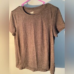 Avia Women’s Short Sleeve athletic short sleeve top 4-6 gray round neck pullover
